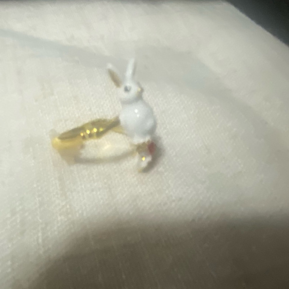 Enchanted White Rabbit Floral Ring - Picture 8 of 10